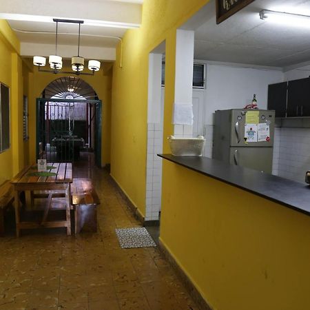 Hostal Villa Grande パナマ・シティー エクステリア 写真
