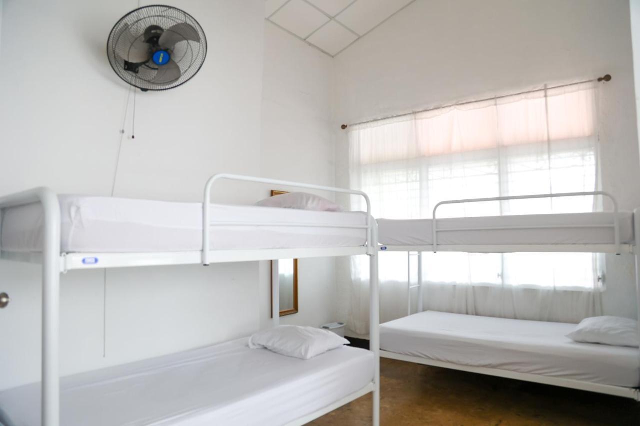 Hostal Villa Grande パナマ・シティー エクステリア 写真