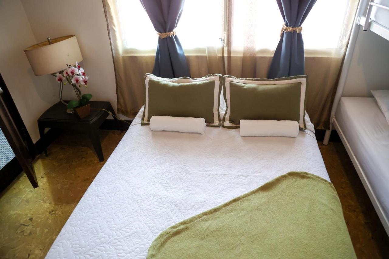 Hostal Villa Grande パナマ・シティー エクステリア 写真