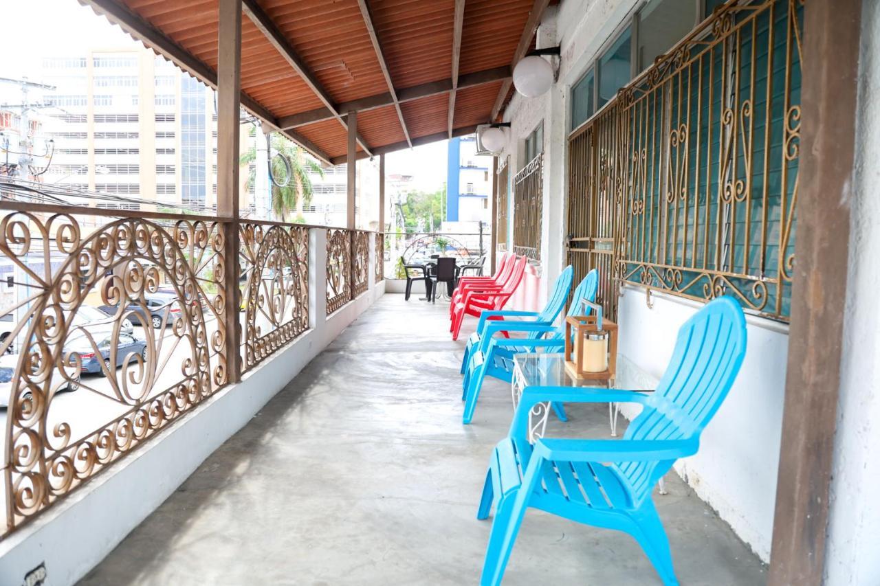 Hostal Villa Grande パナマ・シティー エクステリア 写真